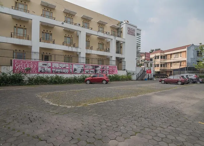 The Cherry Homes Hotel And Residence