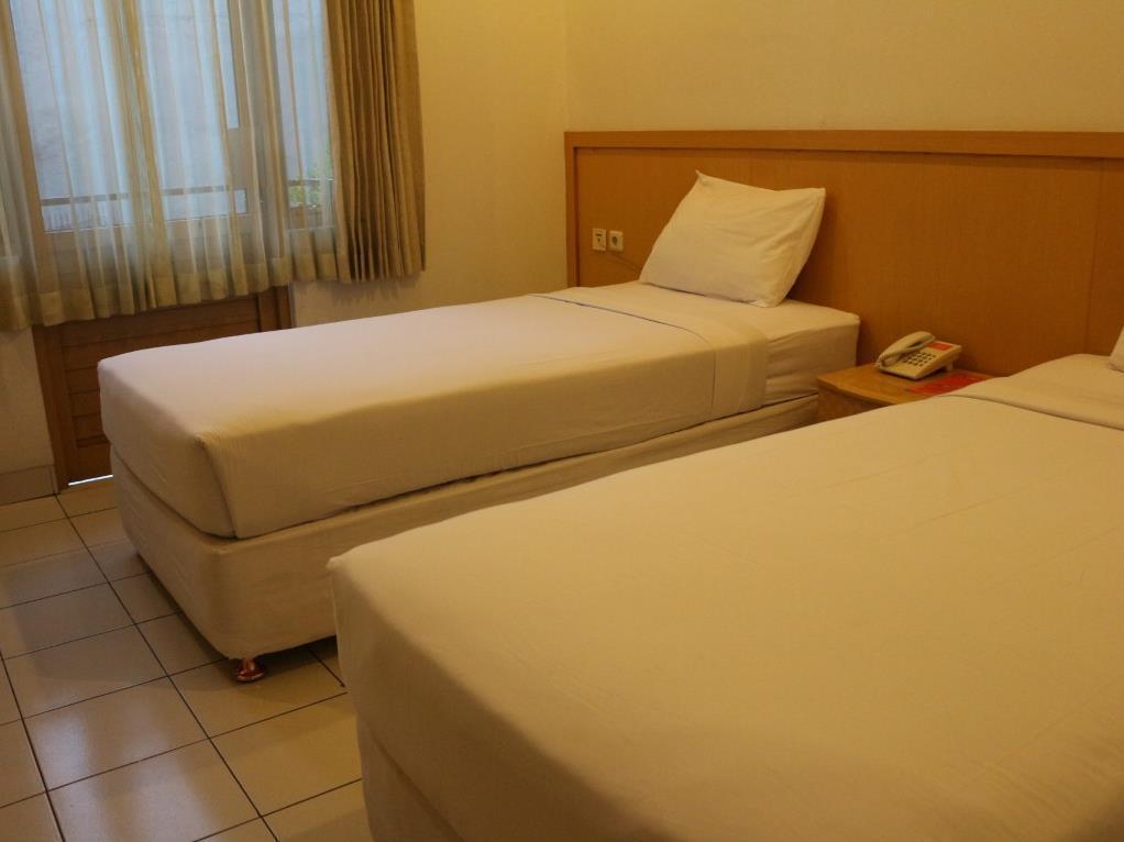 The Cherry Homes And Hotel 2*