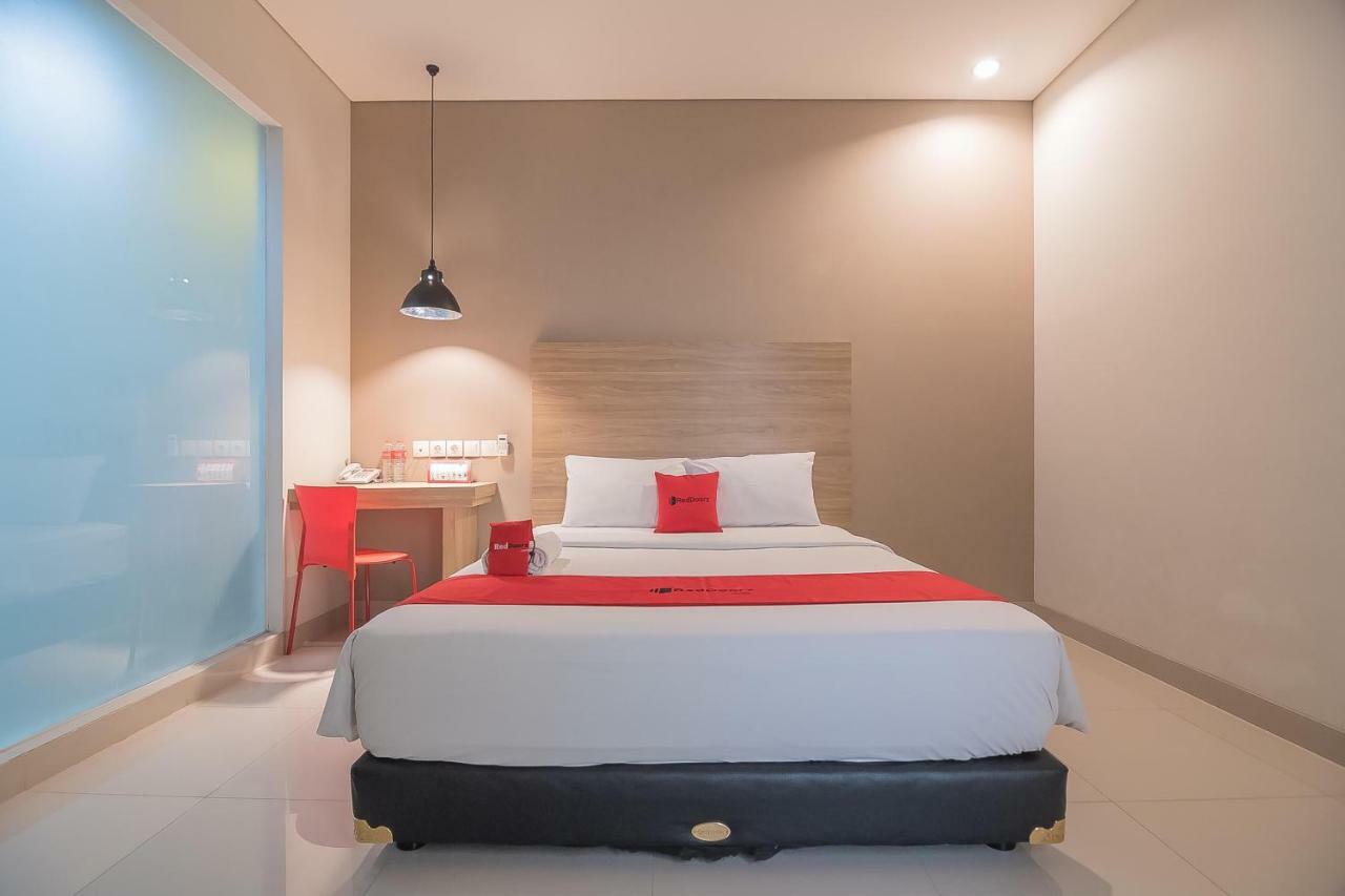 Hotel The Cherry Homes And Bandung